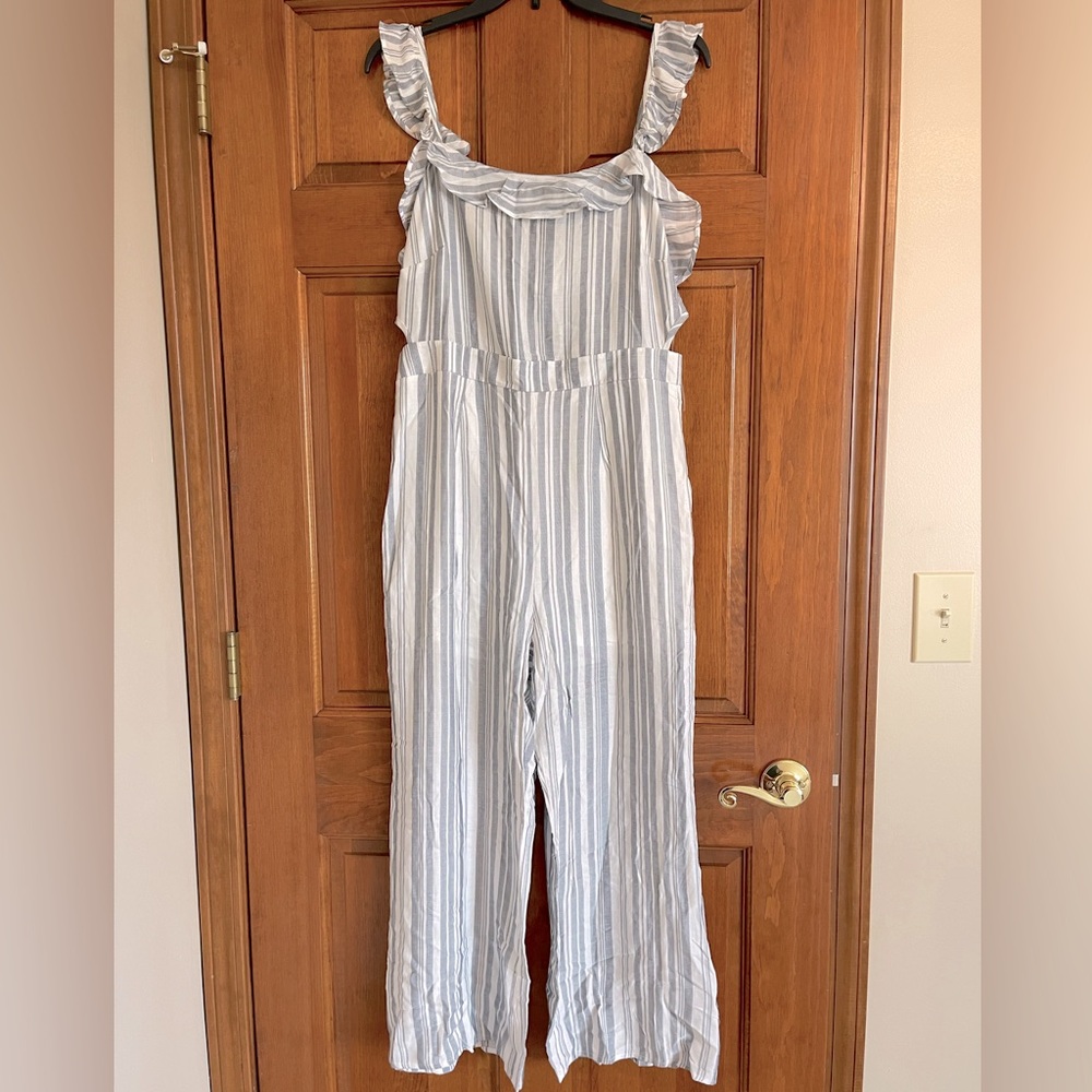 Women’s NWOT Andrew by unit jumpsuit.